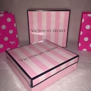 20 Victoria Secret Pink Gift Boxes Display Prop